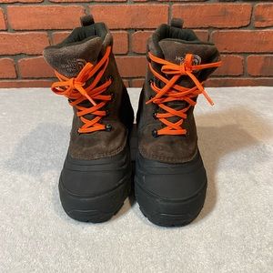 The North Face Women’s Size 6 Chilkat Lace II Winter Boot Brown Waterproof‎